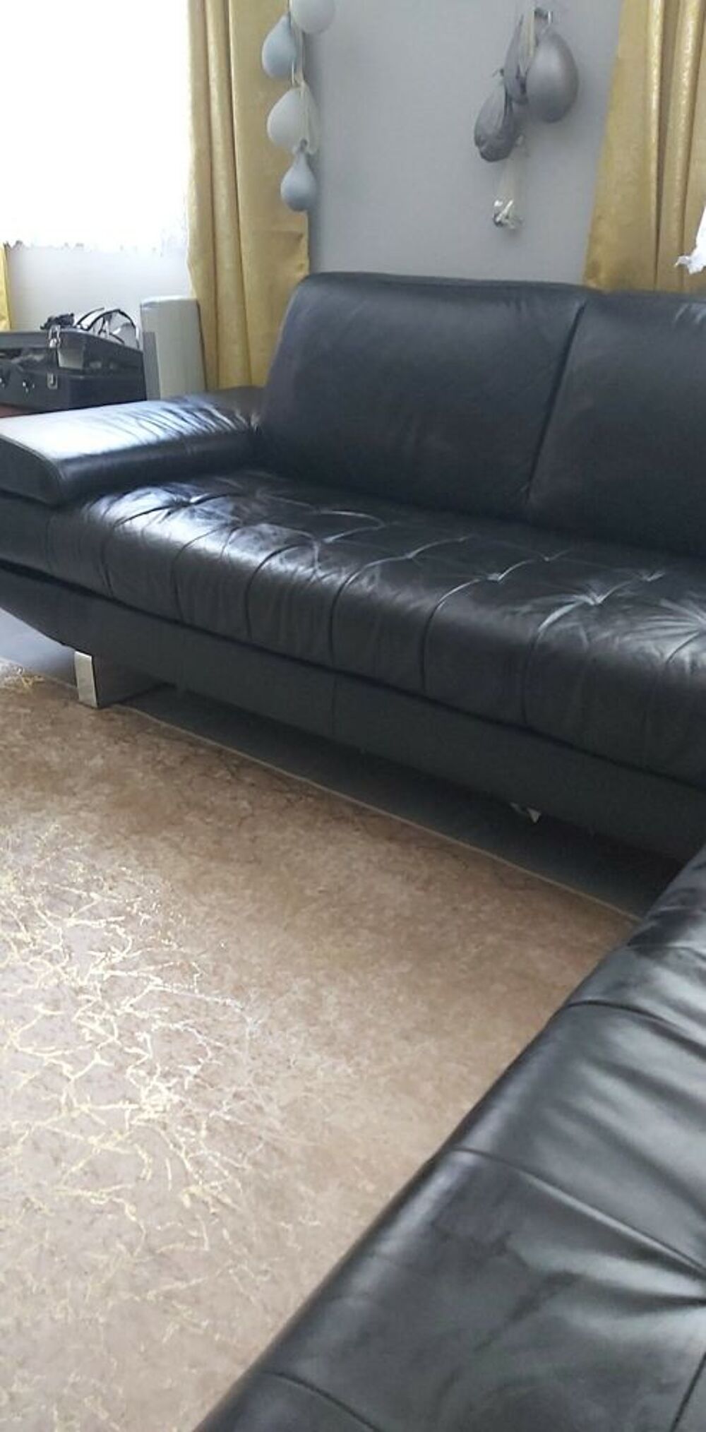 Canap&eacute; d'angle noir en v&eacute;ritable cuir Meubles