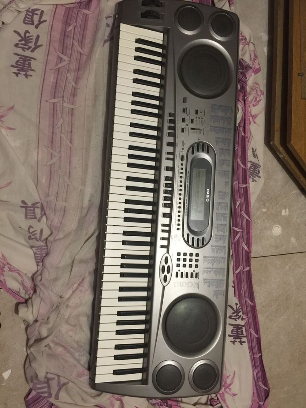 Synth&eacute;tiseur de marque casio WK-1800 Instruments de musique