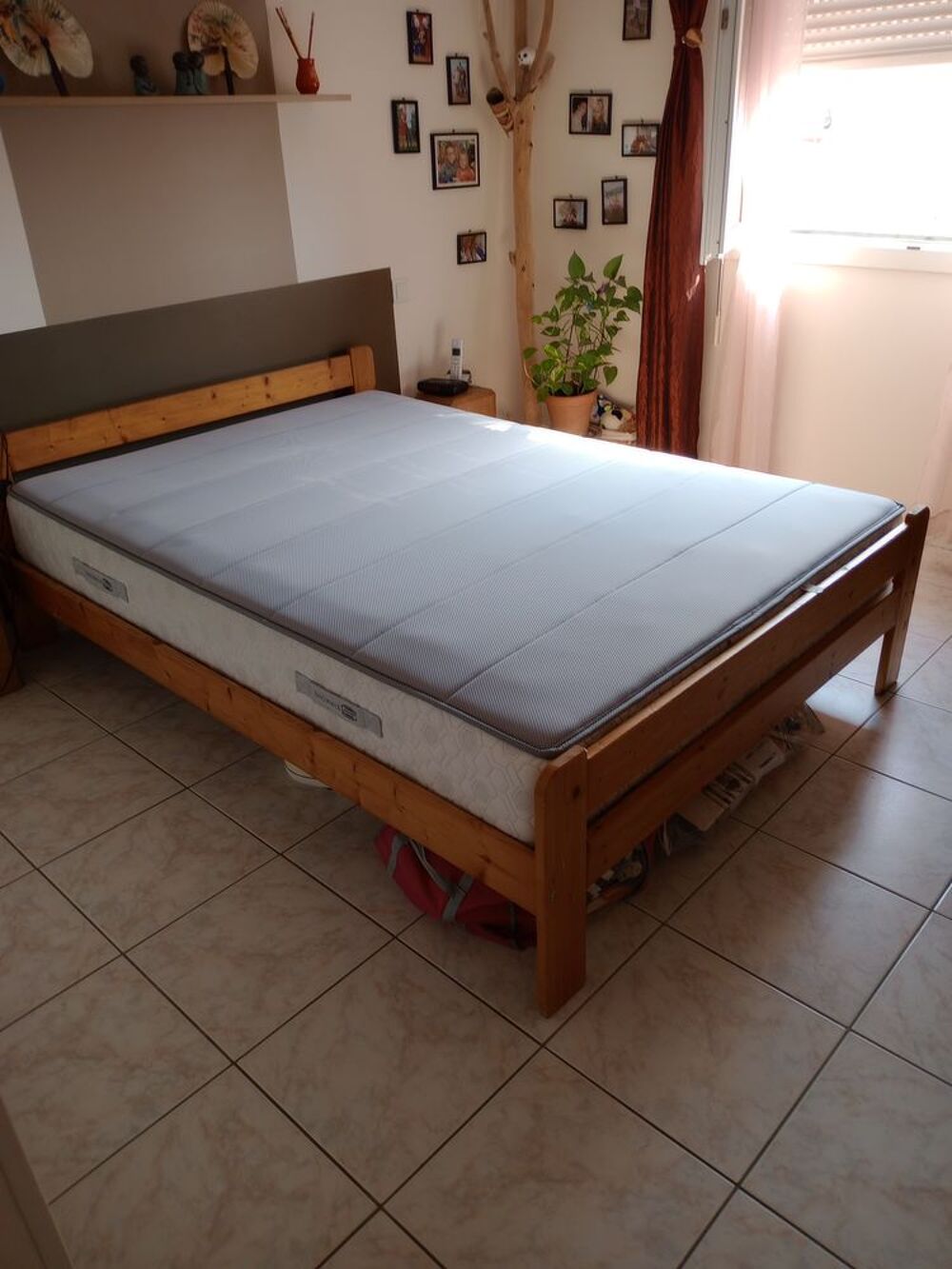 LIT 140X200 ARMATURE PIN MATELAS SIMONS PRIX SACRIFI&Eacute; Meubles
