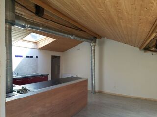  Appartement à louer 3 pièces 93 m²