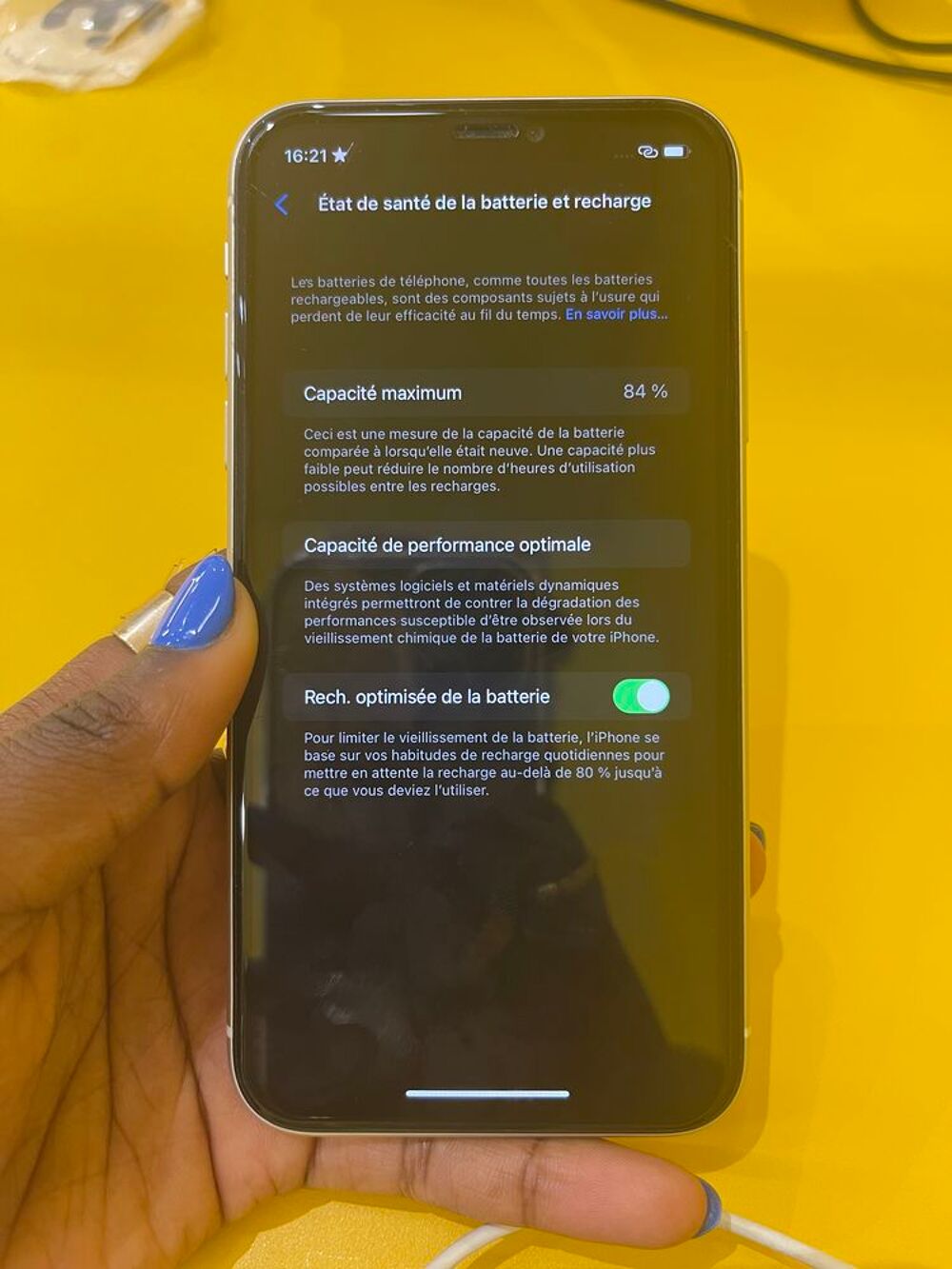 iPhone 11 128go neuf blanc Téléphones et tablettes