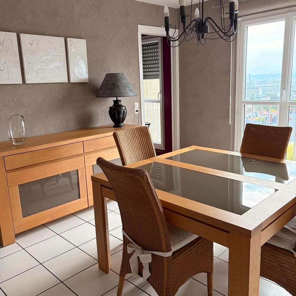 Location Appartement Appartement III pièces meublé quartier Descroizilles Rouen