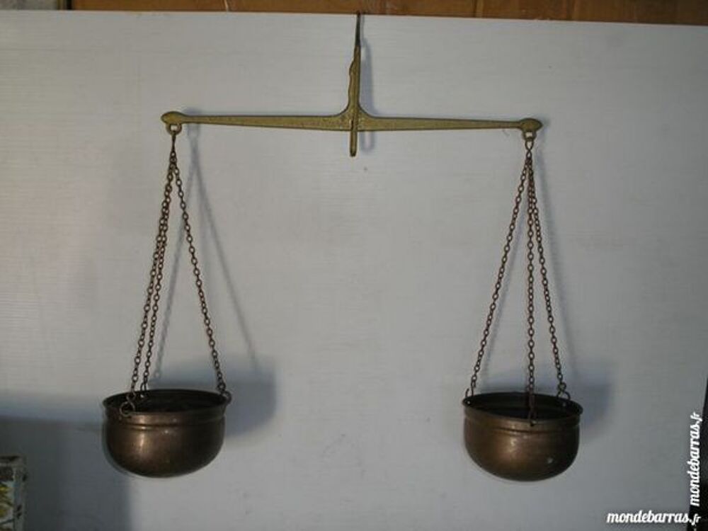 BALANCE SUSPENDUE D2CORATIVE. Décoration