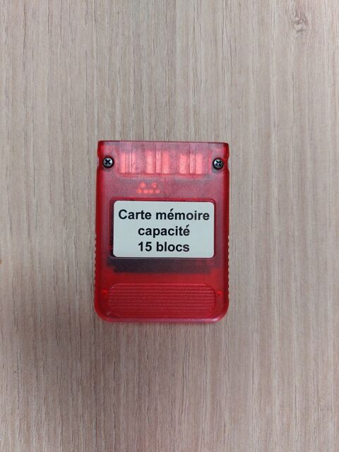 Carte mmoire de 15 blocs pour PS2 de couleur Rouge TBE 5 Besse-sur-Issole (83)