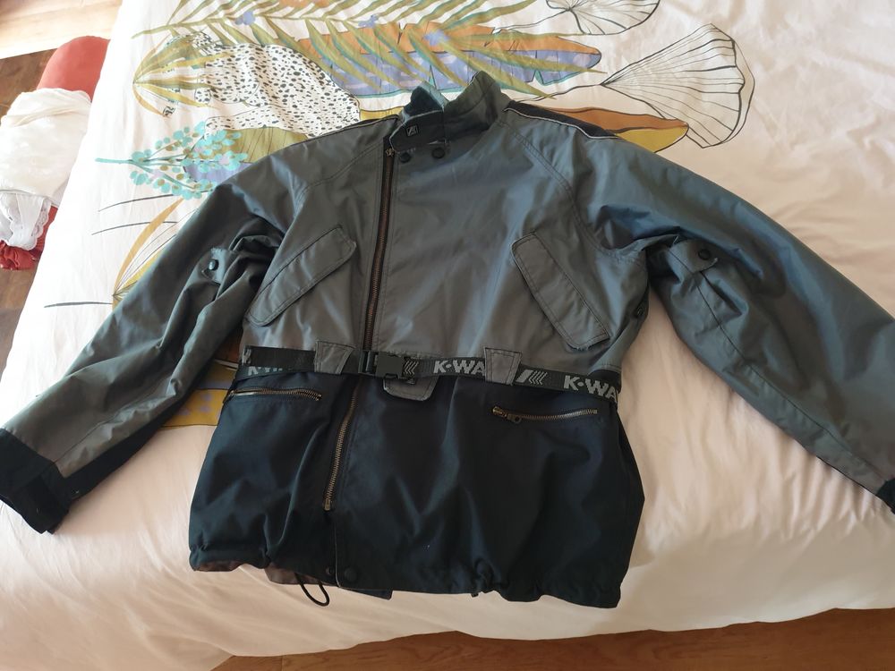 Veste moto Kway bon &eacute;tat Vêtements