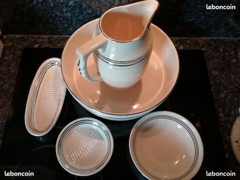 Service de toilette moulin des loups 50 Courbevoie (92)