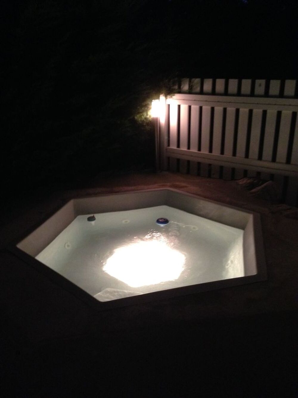 Spa de d&eacute;tente (en coque) Jardin