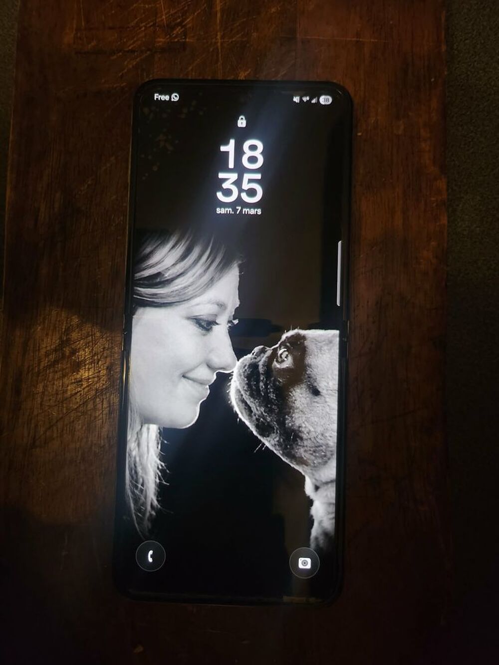 Samsung z flip 5 - moins d'un an - Tr&egrave;s bon &eacute;tat Téléphones et tablettes