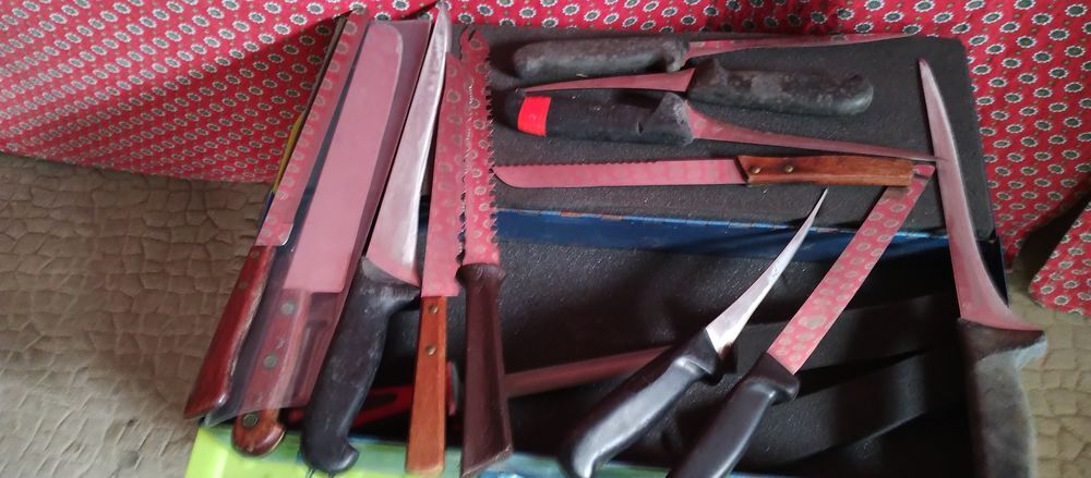 ENSEMBLE DE COUTEAUX Bricolage