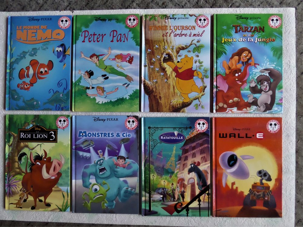 22 livres CLUB DU LIVRE MICKEY 