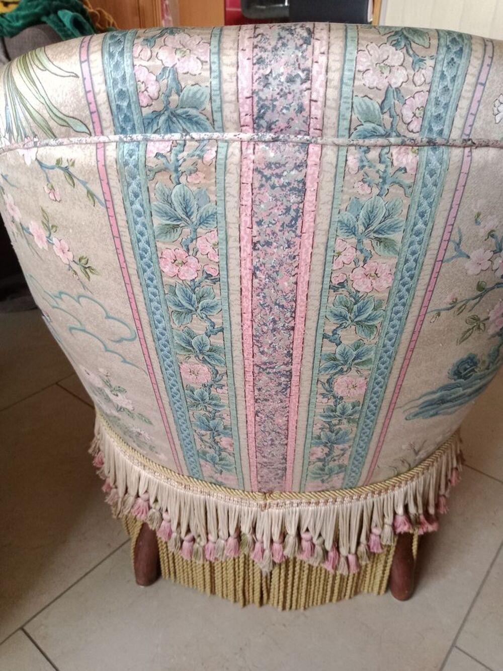Fauteuil Vintage &agrave; Motifs Floraux Meubles