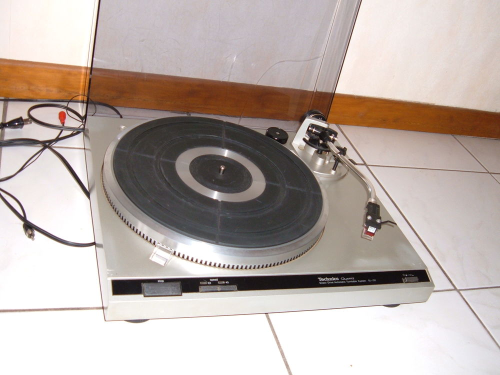 TOURNE DISQUES ( HIFI) de 1970 /80 Audio et hifi