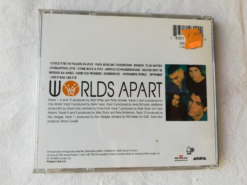 CD des Worlds Apart CD et vinyles