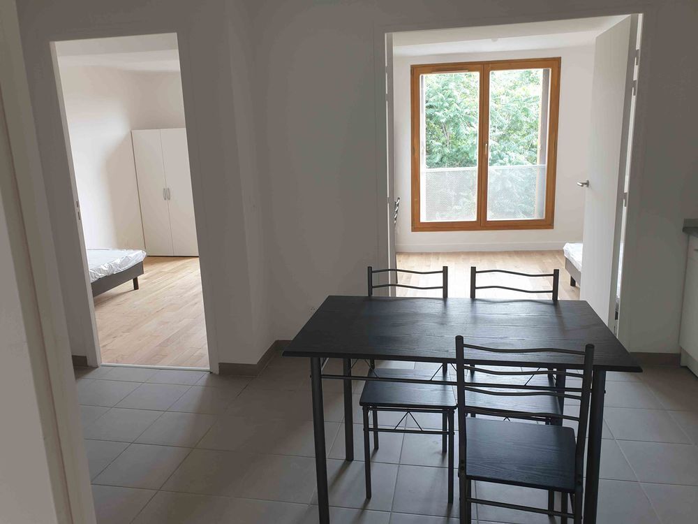 Location Colocation colocation à Montreuil, proche métro et centre commercial Montreuil