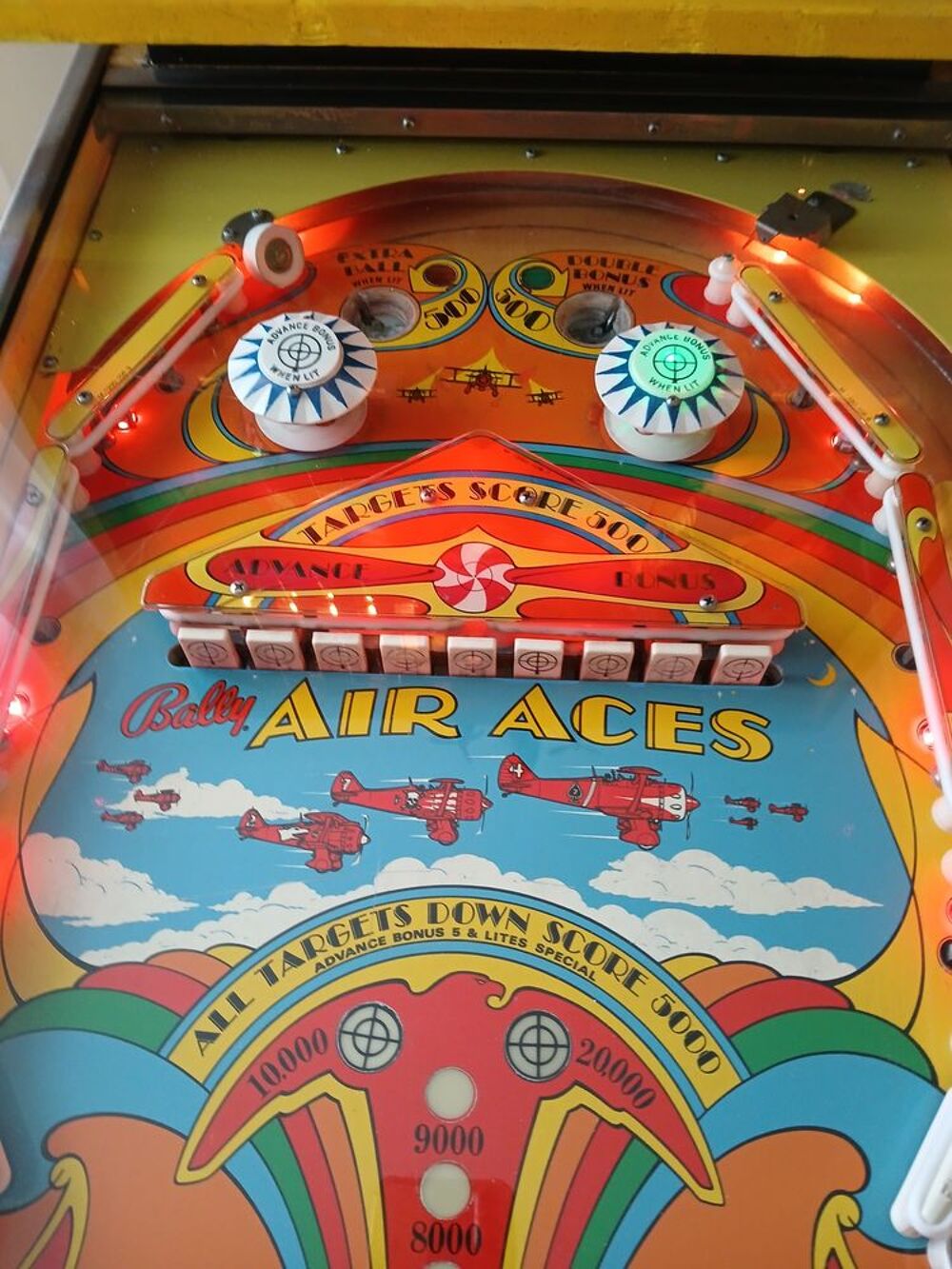 Flipper bally &eacute;lectrom&eacute;canique a rouleaux pr&ecirc;t &agrave; jouer Consoles et jeux vidéos