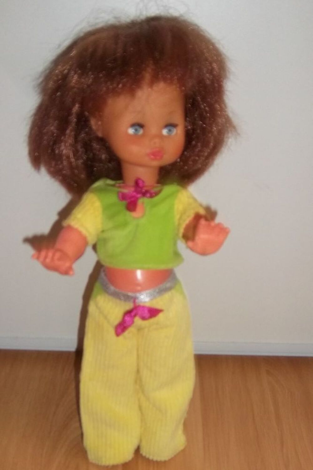 Ensemble jaune et vert poup&eacute;e Jeux / jouets