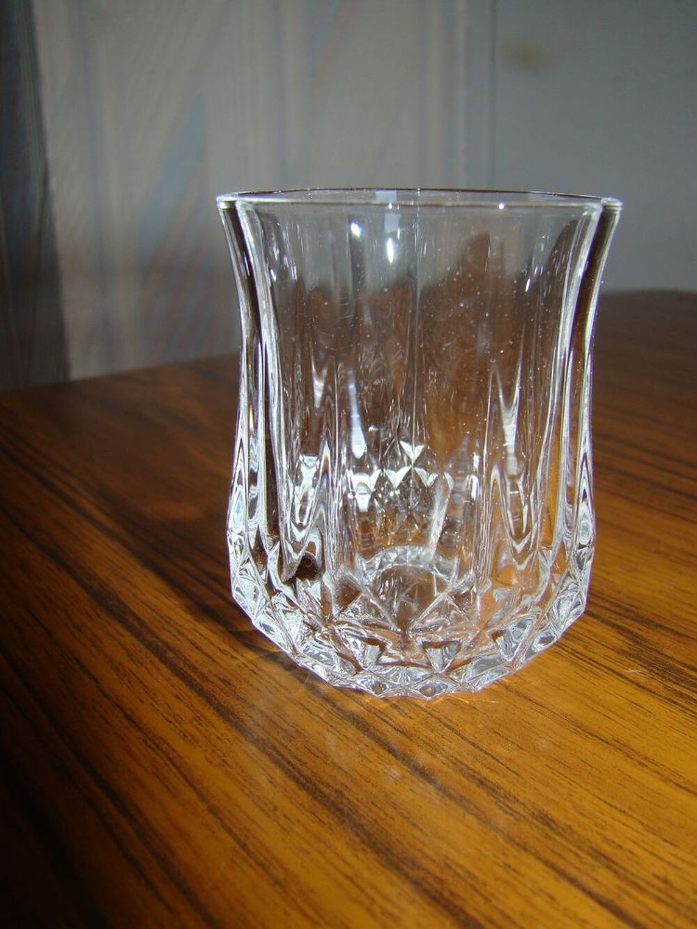 Service 12 verres shooter Cristal d'Arques Longchamp Neufs
Cuisine