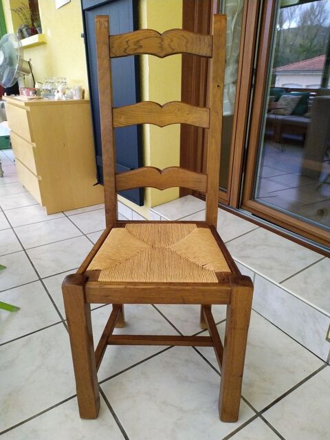 Chaises en chne massif 100 Veyre-Monton (63)