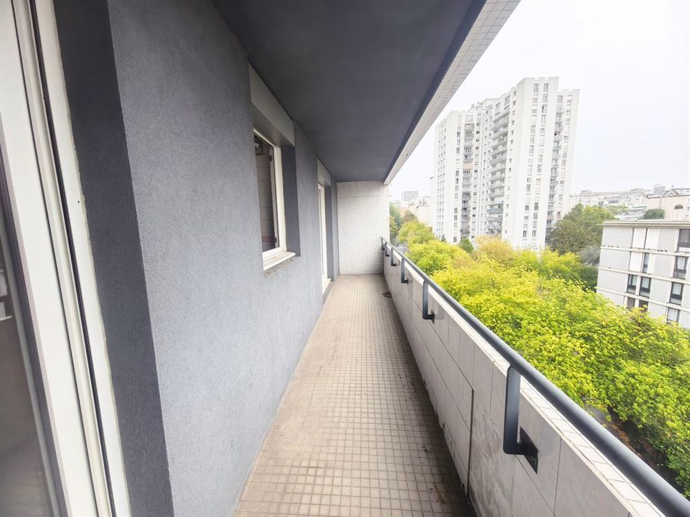 Location Appartement 3 pièces Parc de Belleville Paris 20
