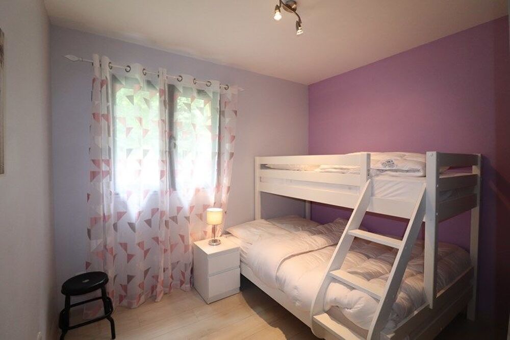   Grand chalet bois tout confort avec spa Vacances  / Offres de location 