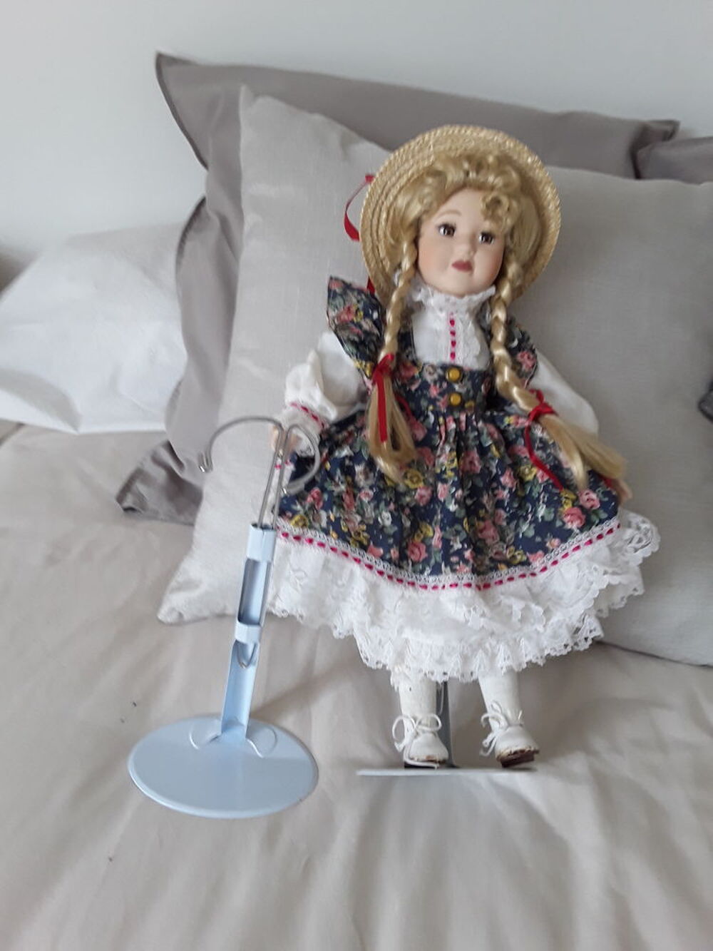 Poup&eacute;es de porcelaine Jeux / jouets