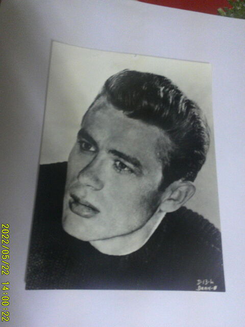 Tr�s  Belle  Photo  (  ancienne )  de  :  J . DEAN 10 Nontron (24)