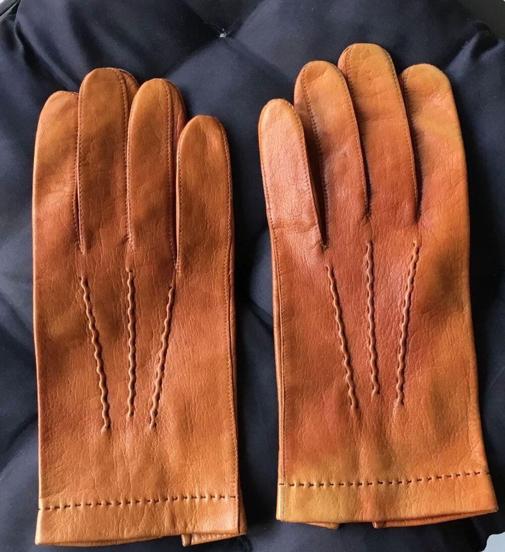 Belle paire de gants taille 10 Maroquinerie