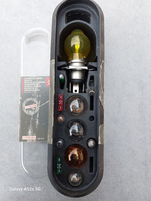 Coffret d'ampoules pour voiture 5 Cosne-Cours-sur-Loire (58)