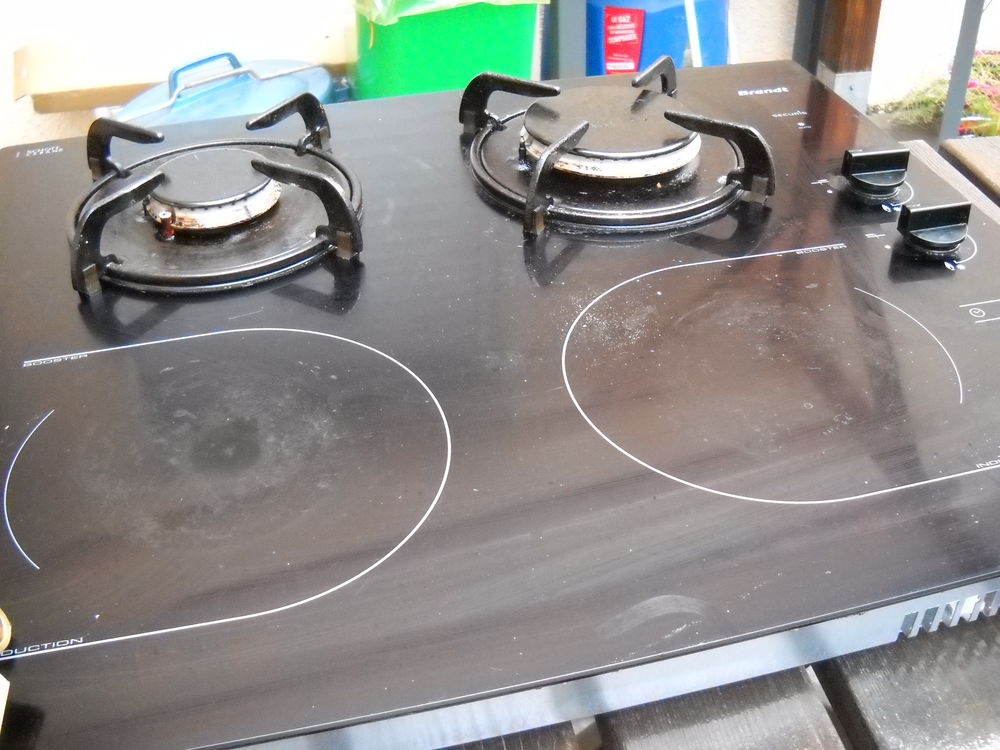 Plaque de cuisson mixte ( induction et gaz ) Electroménager