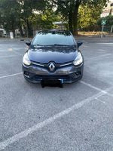 Clio IV dCi 90 eco2 Intens 2018 occasion 13740 Le Rove