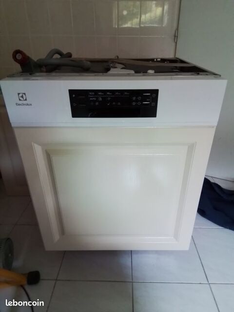 lave vaisselle ELECTROLUX La Balme-de-Sillingy (74)