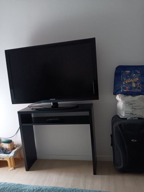 a saisir television 150 Amiens (80)