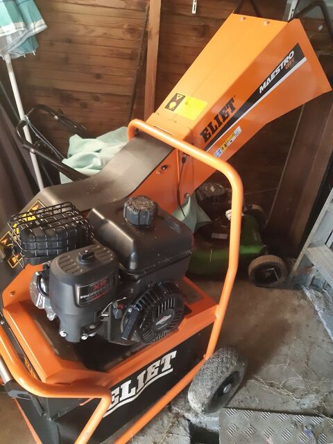 broyeur de branches de marque ELIET MAESTRO 800 Tours (37)