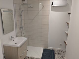  Chambre � louer 6 pi�ces 125 m�