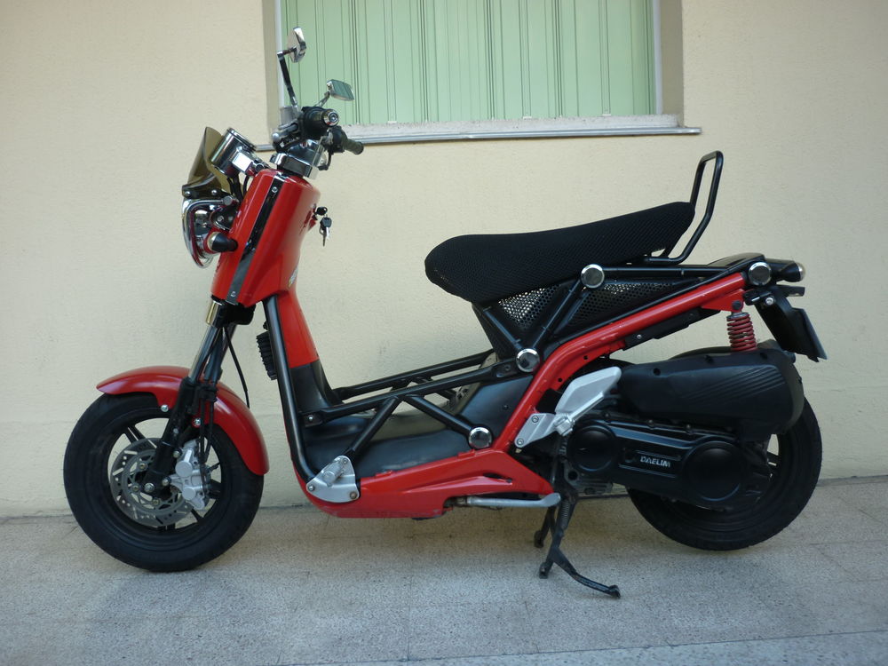 DAELIM 2012 occasion 06500 Menton