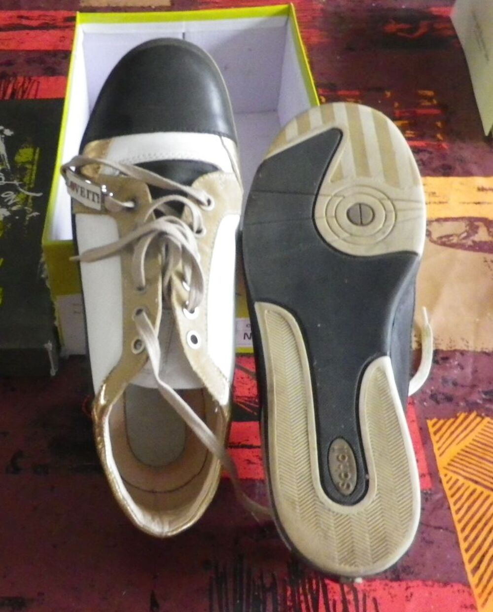 BASKETS SCHOLL TAILLE 39 QUASI-NEUVES Chaussures