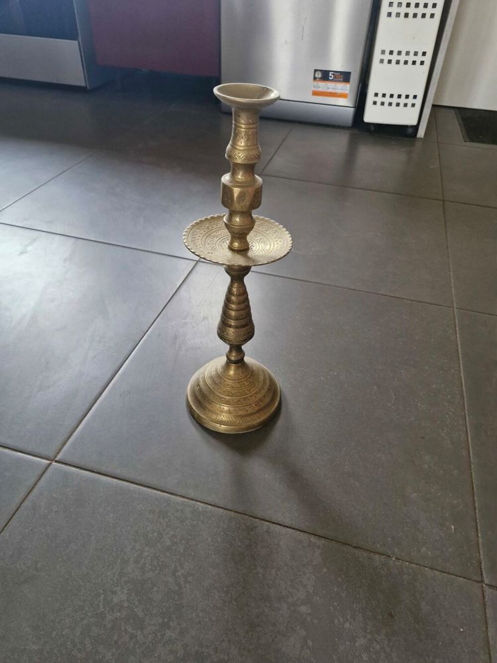 Bourgoir. Paiement en esp&egrave;ces Décoration