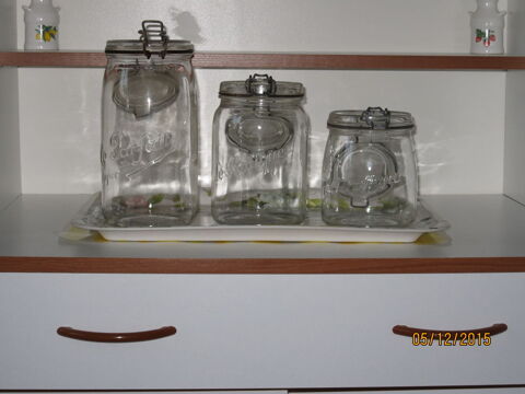  bocaux  Le Parfait 
30 Tassin-la-Demi-Lune (69)