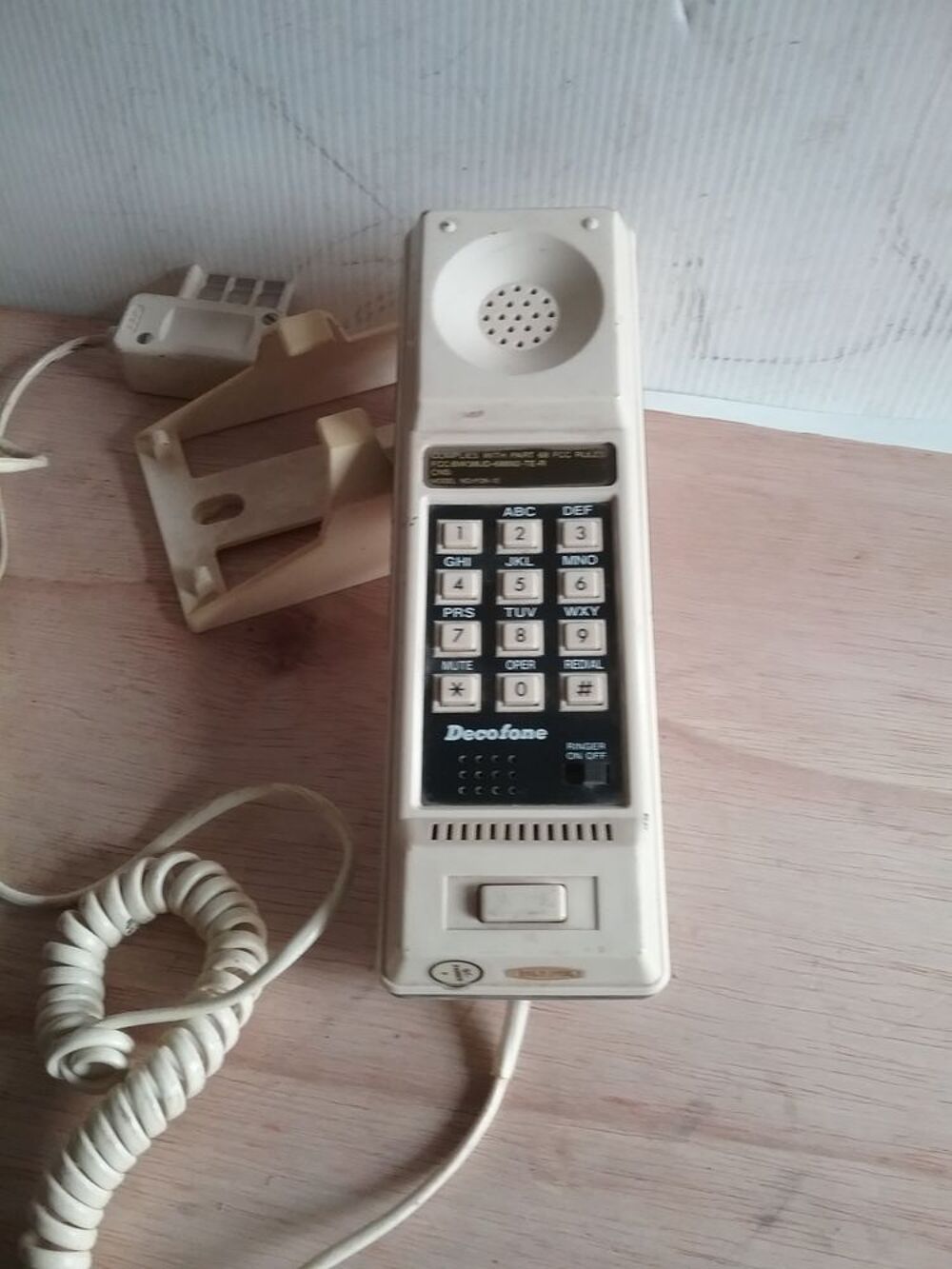 T&eacute;l&eacute;phone ancien mural tr&egrave;s bon &eacute;tat Téléphones et tablettes