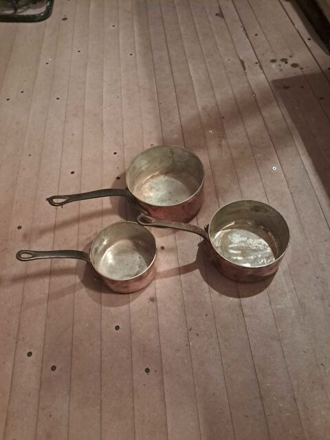 3 casseroles en cuivre Angers (49)