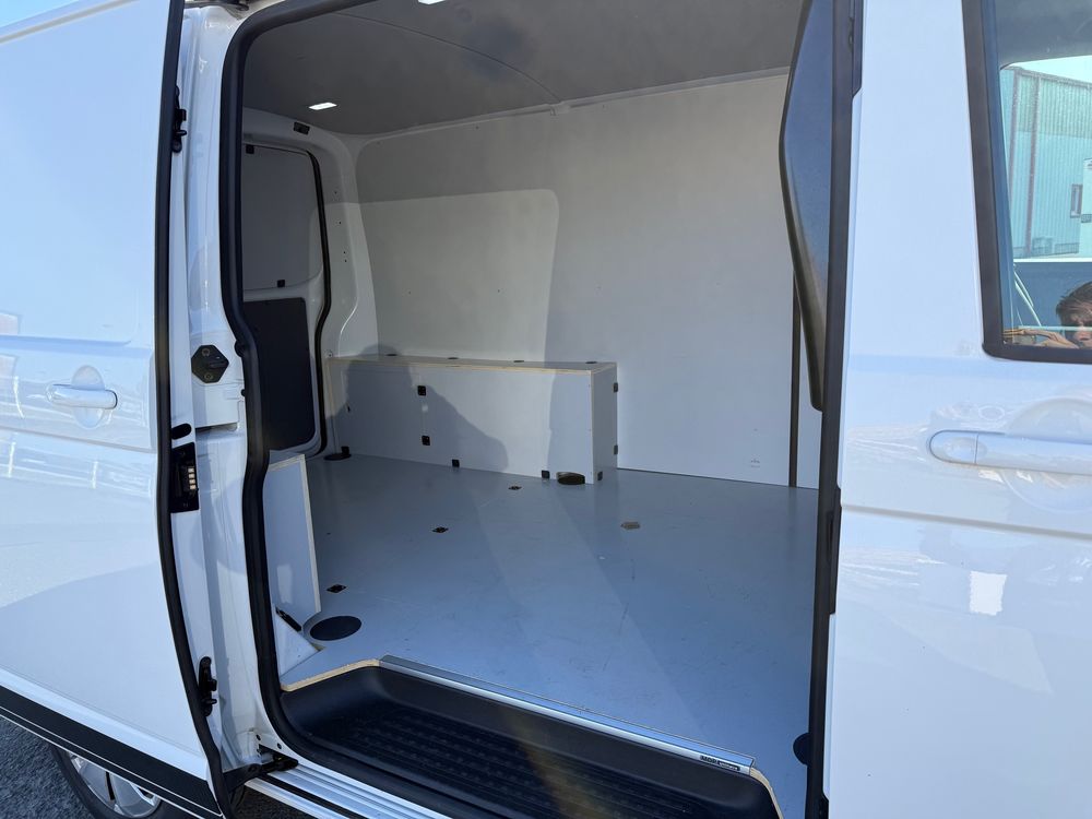 Transporter TRANSPORTER 6.1 VAN L1H1 2.0 TDI 150 DSG7 EDITION 2021 occasion 44770 La Plaine-sur-Mer