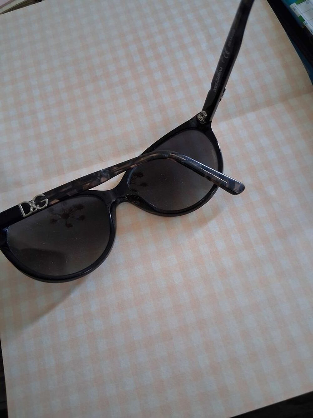 paire de Lunettes Maroquinerie