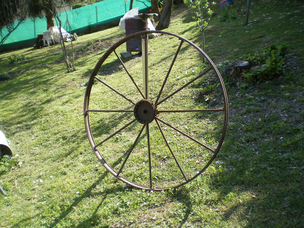 roue de faneuse Décoration