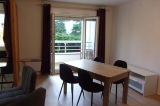  Appartement à louer 2 pièces 48 m²
