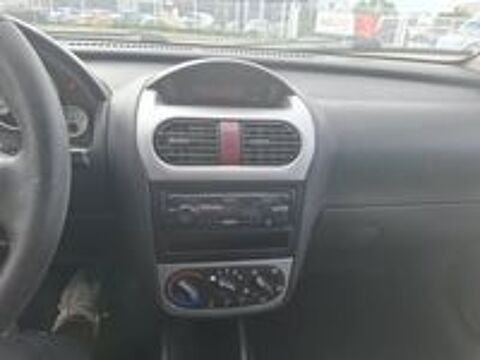 Corsa 1.3 CDTI Essentia 2005 occasion 69320 Feyzin