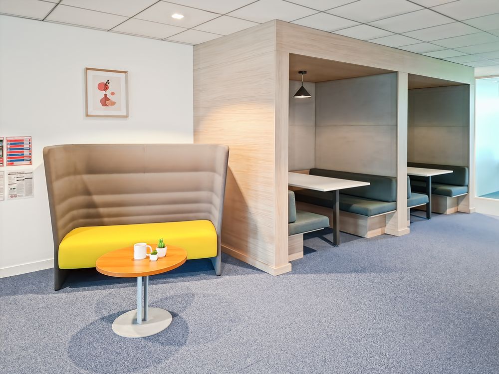   Louez un grand espace de bureau pour 50 personnes à Bourges, Charles Pathé Bourges
