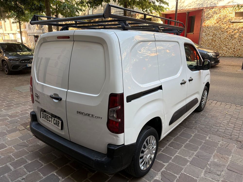 Proace city MEDIUM 1.5L 130 D-4D BVM6 BUSINESS (5 CV) 2022 occasion 92370 Chaville