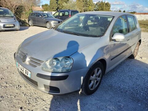Volkswagen golf Une  V TDI 90 à 3000€