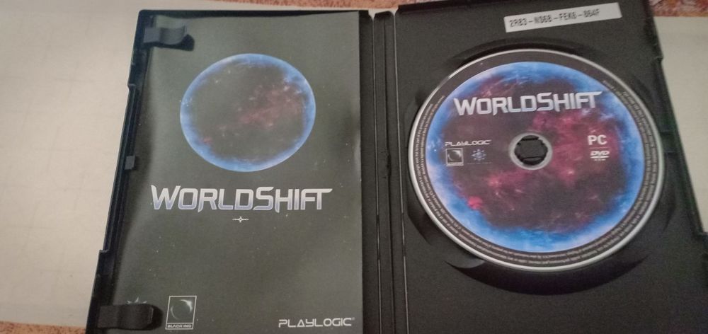 Jeu PC World shift complet Consoles et jeux vidéos
