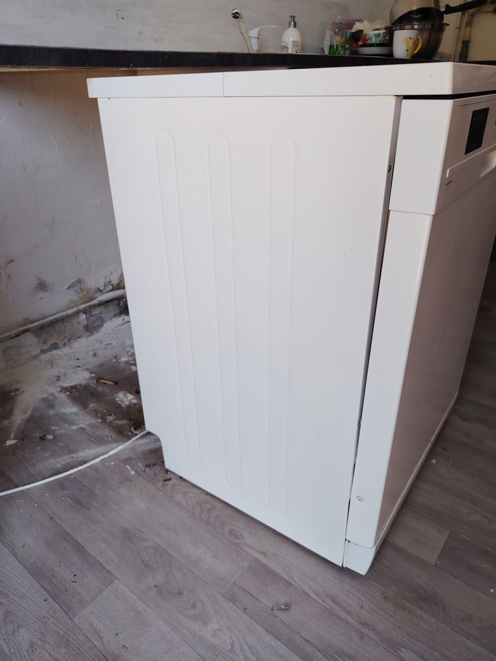 LAVE VAISSELLE SHARP
Electroménager